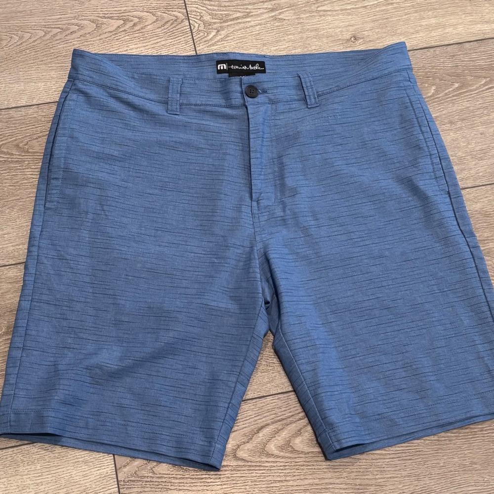 Travis Mathew Golf Shorts Mens 36 Blue Stretch Casual Performance Preppy